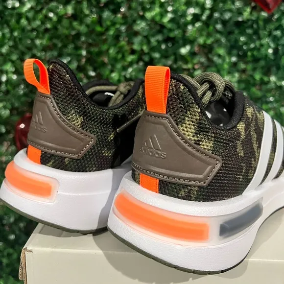 🌟New Adidas Kids RACER TR23 Athletic Shoes🌟