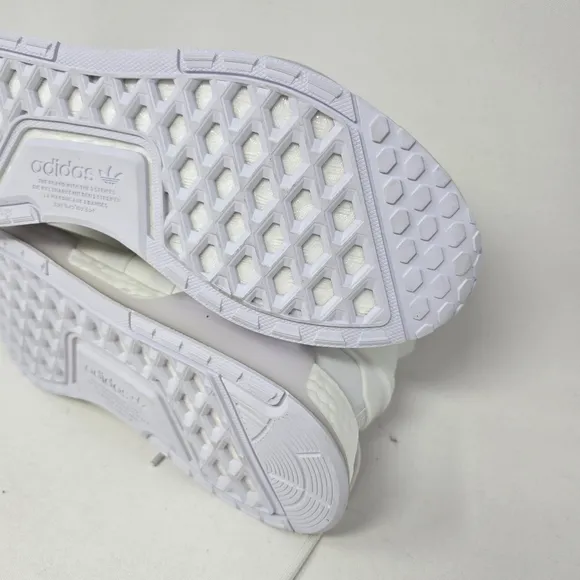 New Adidas Originals NMD R1 V3 Triple White Athletic Shoes GX9586 Mens 12 No Box