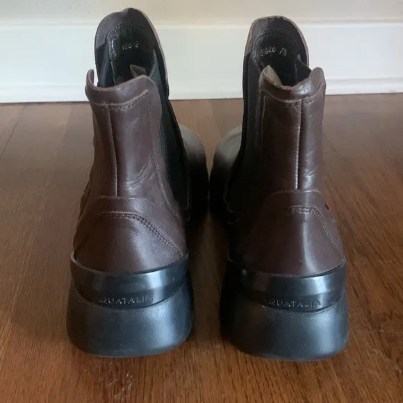 New Aquatalia Leather Chelsea Lug boots