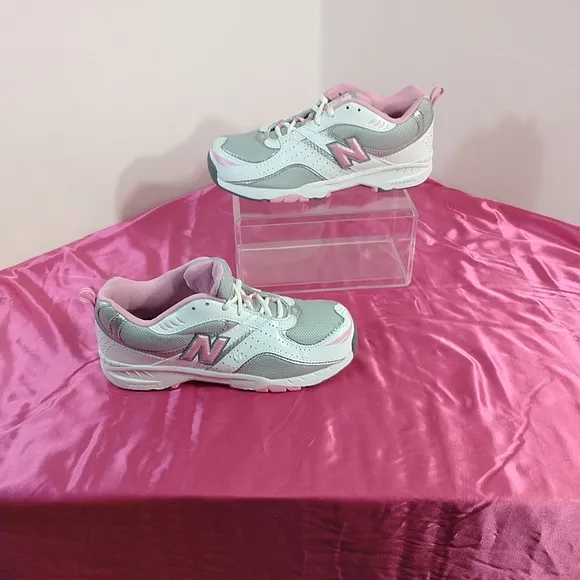 New Balance 515 Youth Girls SZ 6.5 White Pink Gray Athletic Shoes New .