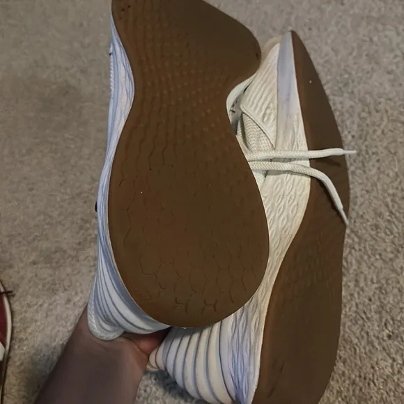 New Balance Fresh Foam Roav Athletic Shoes