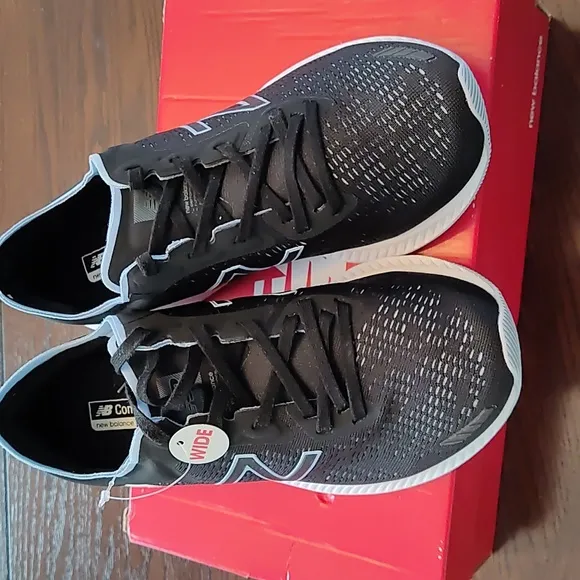New balance women's athletic shoes-NEW