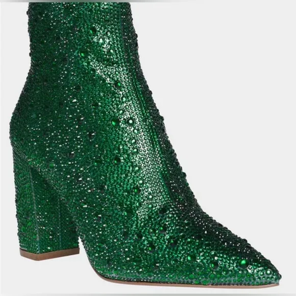 🌸NEW BETSEY JOHNSON CADY EMERALD WOMEN’S ANKLE BOOTS Sz 7 WITH BOX.