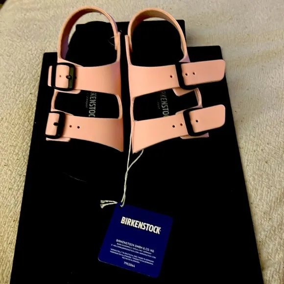 New Birkenstock Pink Leather Sandals C12