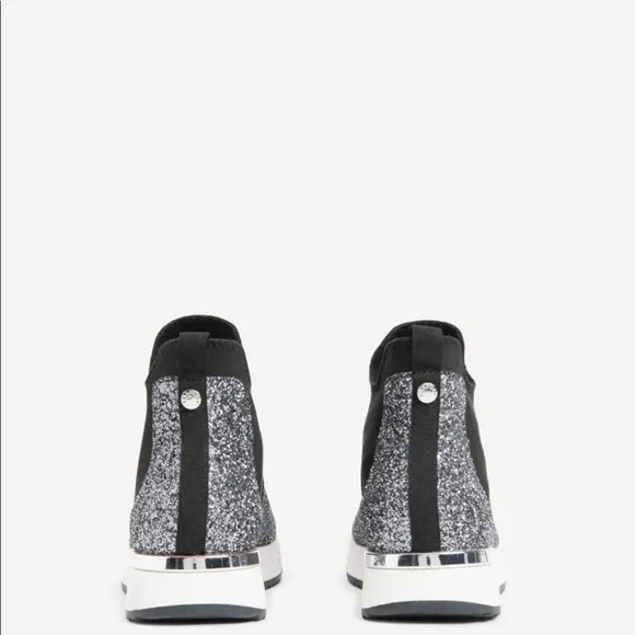 NEW! Chelsea Sparkly Glitter Jogger by Kenneth Cole Sneakers - Size 8