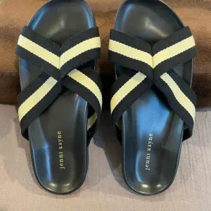 NEW condition Jenni Kayne Black and Cream Women's Sandals- Size 40/9