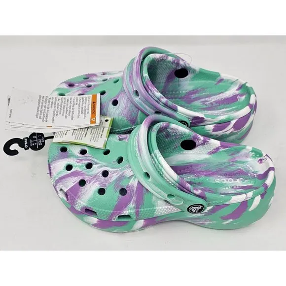 NEW!! Crocs Women's‎ Classic Platform Clog size 4