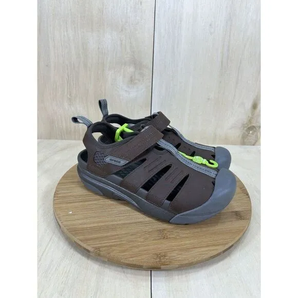 NEW Crocs Yukon Fisherman Brown Leather Closed Toe Sandal Mens Size 7 Womens 8.5