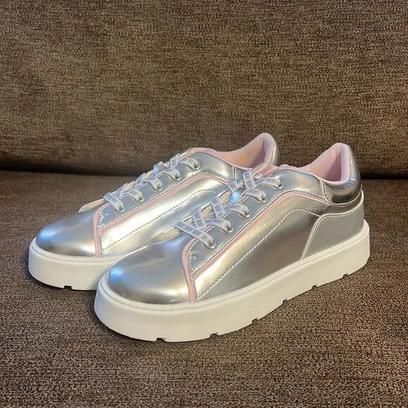 New DKNY Big Girls Brooke Glitter Lace Up Platform Sneaker Size 1 in Silver