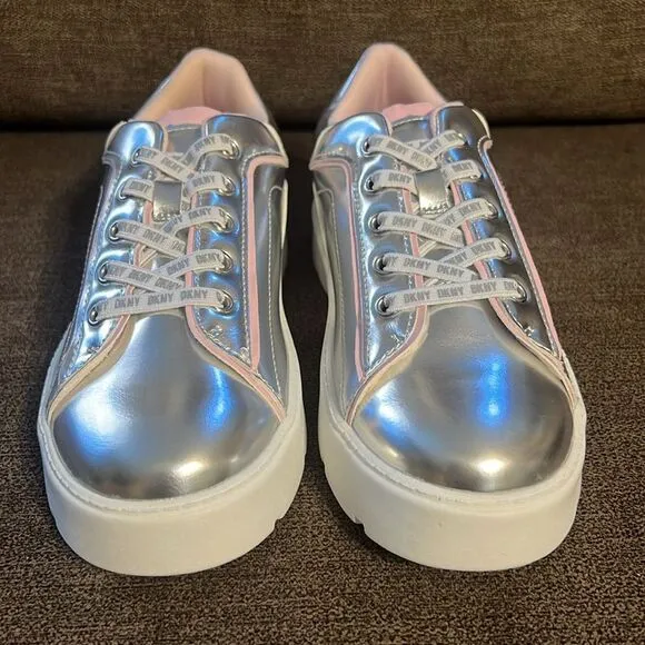 New DKNY Big Girls Brooke Glitter Lace Up Platform Sneaker Size 1 in Silver