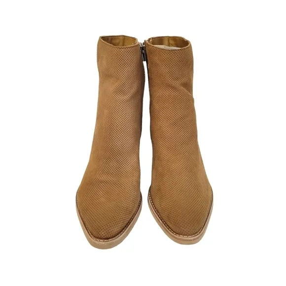 New Dolce Vita Asha Light Brown Perforated Nuback Boots