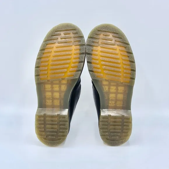 NEW Dr. Martens 8065 Smooth Leather Mary Jane Shoes Women’s size 6