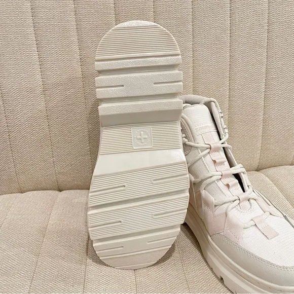 NEW Dr Martens‎ BOURY POLY &amp; LEATHER CASUAL BOOTS Off White Men 8 Women 10