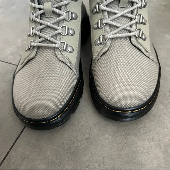 NEW Dr. Martens Combs poly casual boot in stone color size 7