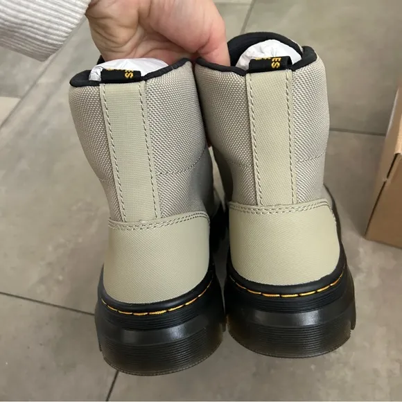 NEW Dr. Martens Combs poly casual boot in stone color size 7