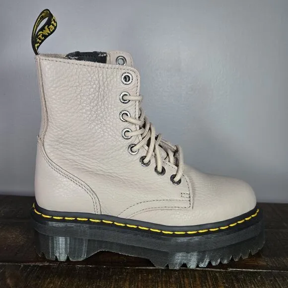 NEW Dr. Martens Jadon III Womens Size 6 Platform Leather Combat Boots Taupe Pisa