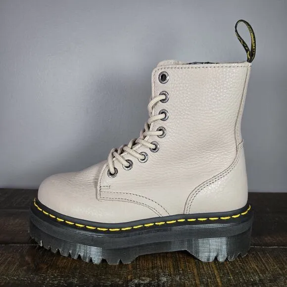 NEW Dr. Martens Jadon III Womens Size 6 Platform Leather Combat Boots Taupe Pisa