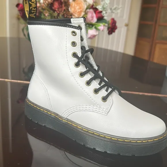 NEW!!! Dr. Martens Zavala Combat Boots