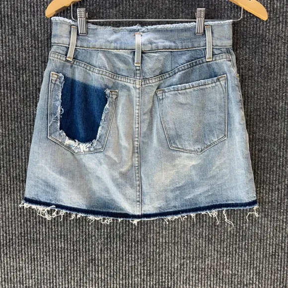 New FRAME Denim Mini Skirt 26 Womens Distressed Light Wash Frayed Hem Y2K Style