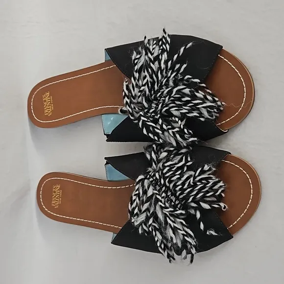 NEW Frances Valentine Trez Nylon Black White Yarn Sandals Size 9