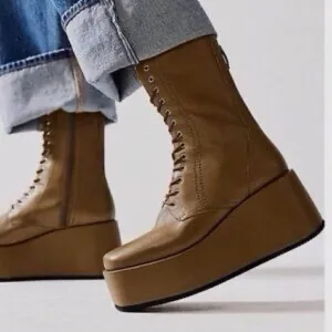 New Free People Anthropologie Arlyn Olive Green Platform Boots Shoes sz 6