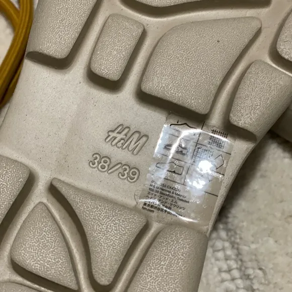 NEW H&amp;M CHUNKY SANDALS, sz 38-39