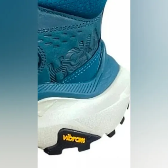 NEW Hoka Womens 10B Kaha 2 Mid GTX Goretex Boots Blue Coral / Graphite Cushioned