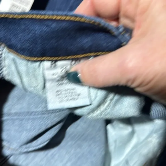 New HUDSON brand crop Krista super skinny size 26
