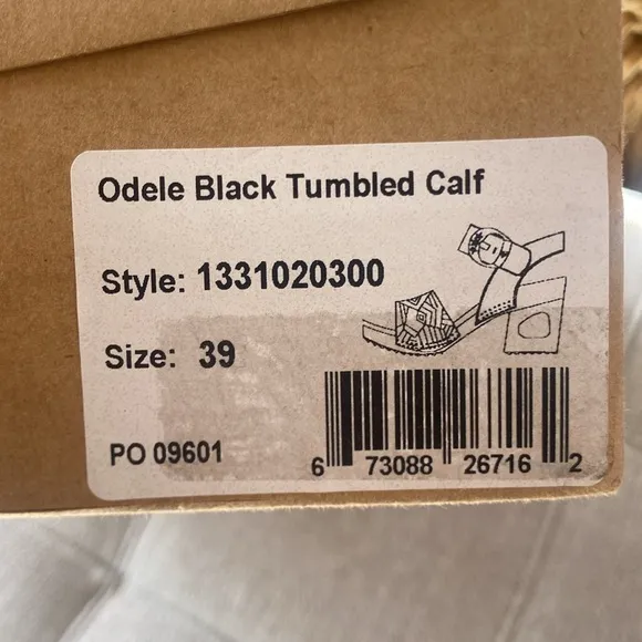 New In Box Dansko Odele Black Tumbled Calf