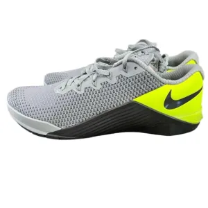 New In Box Nike Metcon 5 Mens Particle Grey Volt Athletic Shoes