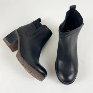 NEW Korks Elsie Ankle Booties Boots Womens 5 M Black Heeled