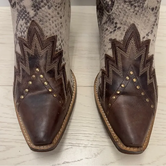 New Laredo Ladies Shawnee Reptile Tan Western Boots 52461 Size 7.5