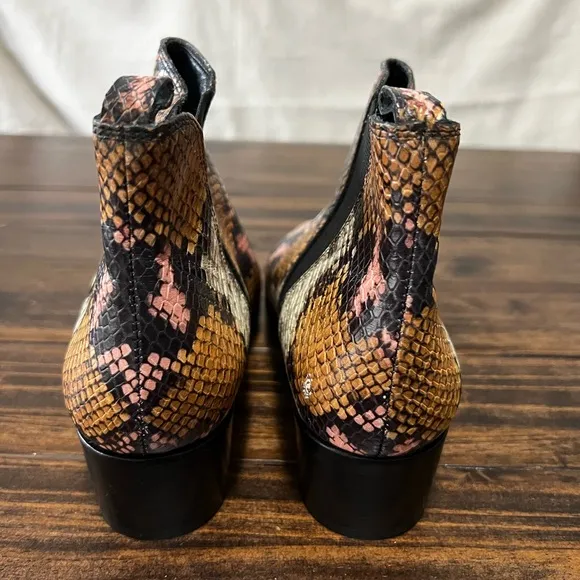 New Marc Fisher snake skin ankle boots size 5 colors black, tan, cream, and Pink