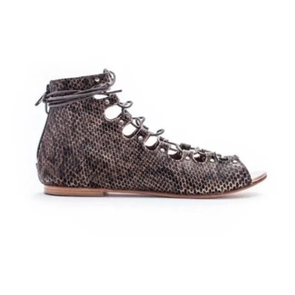 NEW Matisse Farrel Sandals Brown Snake Print