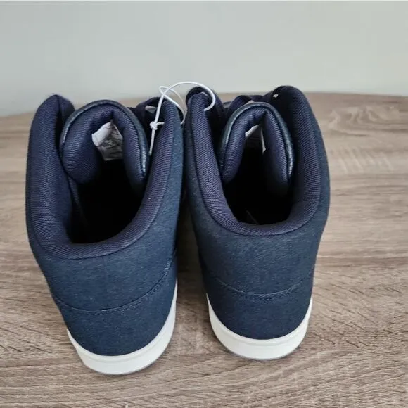 NEW MEN'S GUESS BLUE COLOR  ATHLETIC SHOES 9,5 SIZE
