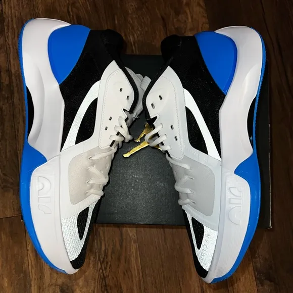 NEW Men’s Size 11 Nike Jordan Zoom Separate Shoes. White/Photo Blue/Black.
