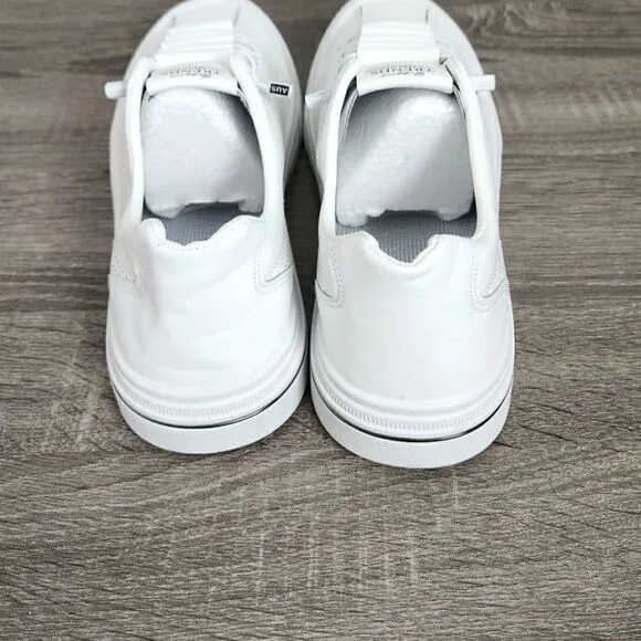 NEW MEN'S  TRENDS ATHLETIC SHOES WHITE COLOR SIZE US 10 EUR 42