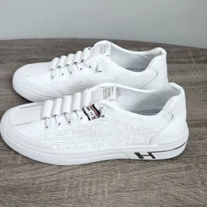 NEW MEN'S  TRENDS ATHLETIC SHOES WHITE COLOR SIZE US 10 EUR 42
