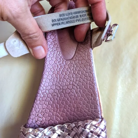 New Metallic Pink Sandals Girls Size 2/4