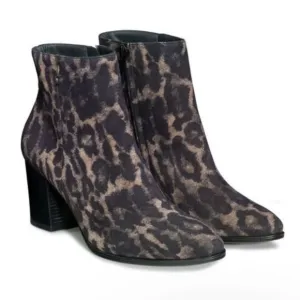 NEW PAUL GREEN GRAY CHEETAH SOFT ANKLE BOOTS