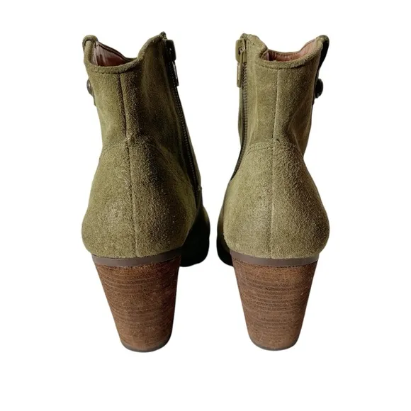 NEW Vince Camuto green suede ankle boot size 9