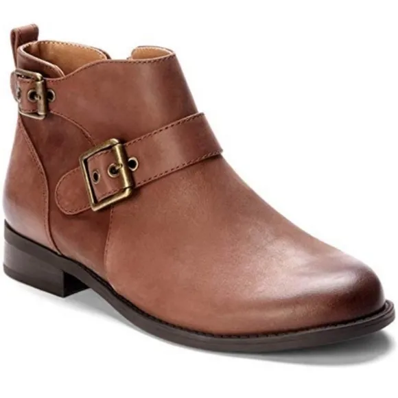 NEW Vionic Brown Logan Ankle Boot Size 6