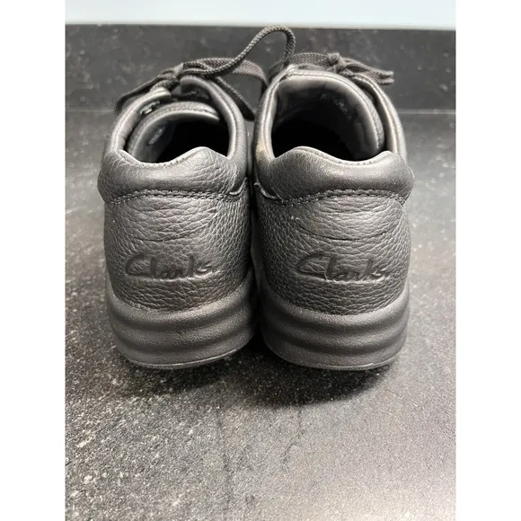 New W/O Box Clarks Tracker Black Tumble Leather Shoes Men's Size 10 Narrow 37511