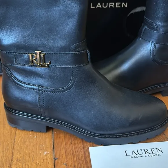 New women’s Sz 7.5B black color block round toes business casual tall boots