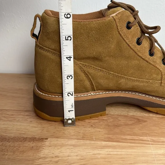 New Wrangler Men's oil and slip resistant Boots