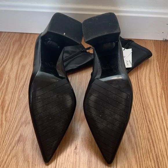 New! Zara Black Women's Sz 8, black Ankle side zipper Boots.