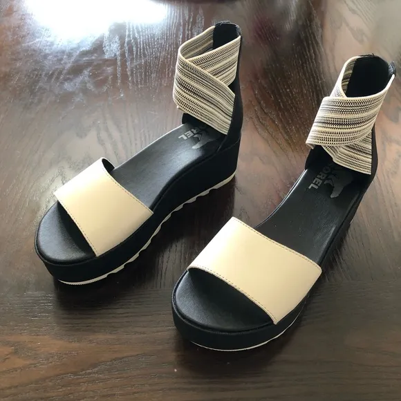 NEW🌟SOREL Women’s Cameron Ankle Strap Platform Black Gore Wedge Sandals size 7