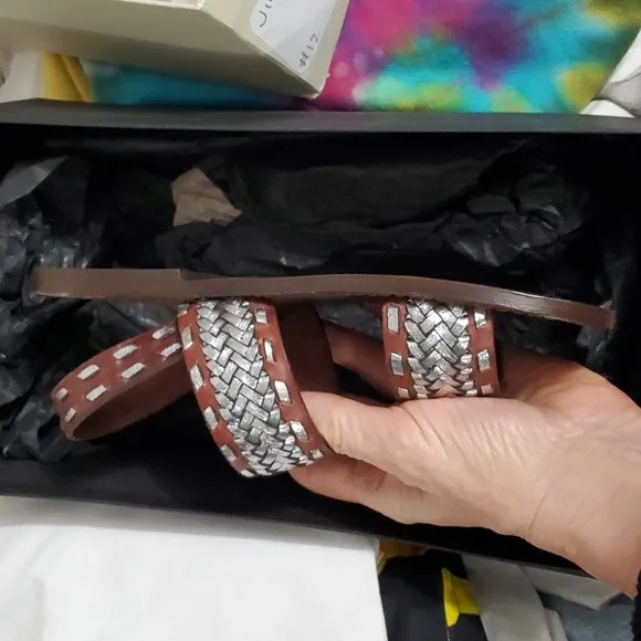 NIB $495 Maje sandals