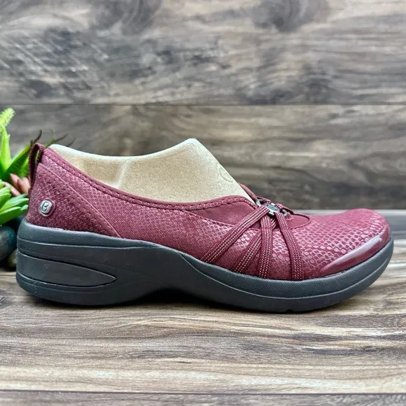 NIB Bzees Rosie 7.5M Comfort Slip On Shoes Flats Loafers Wine