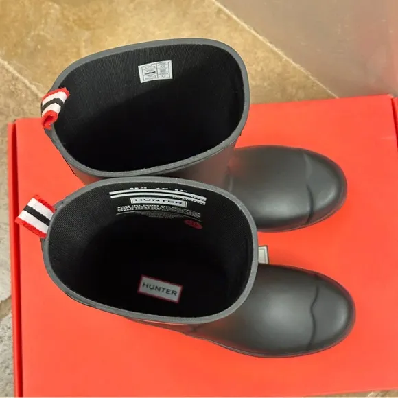 NIB Hunter Play Tall Rain Boots
